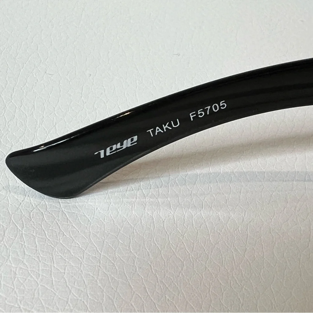 7eye Taku F5705 Black Motorcycle Riding Glasses Accessories Case